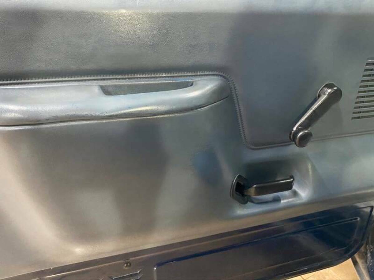 1987 Ford F-150 Base 2dr Standard Cab SB - photo 11