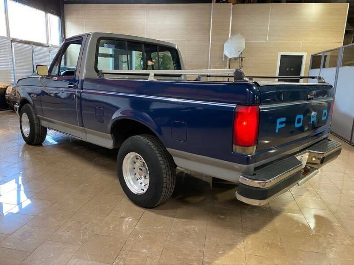 1987 Ford F-150 Base 2dr Standard Cab SB - photo 6