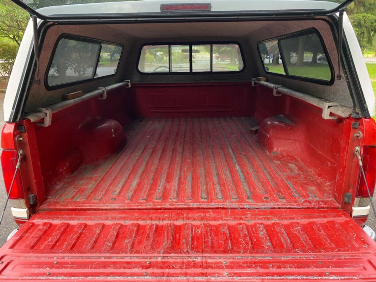 1987 Ford F-150 XL - photo 9