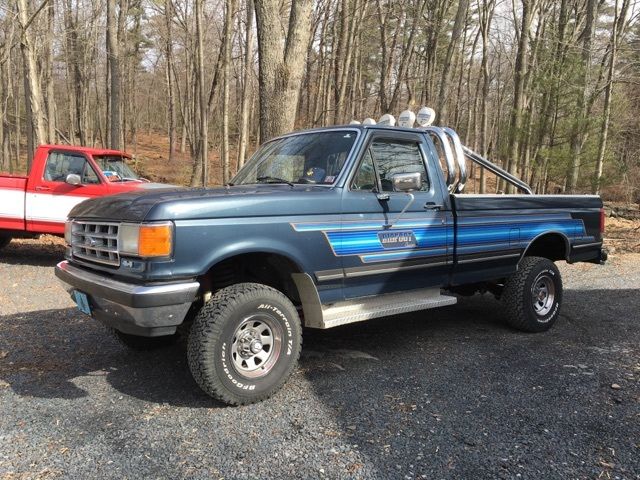1987 Ford F-150 XLT Bigfoot Cruiser 5.0L 1987 Ford F-150 Bigfoot Cruiser