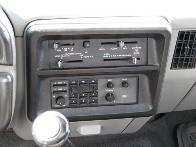 1987 Ford F-250 custom - photo 12