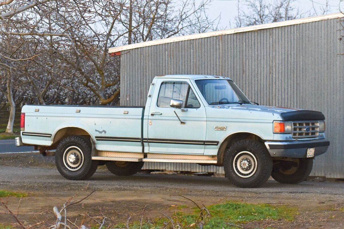 1987 Ford F-250 Manual 4x4 Lariat XLT - photo 10