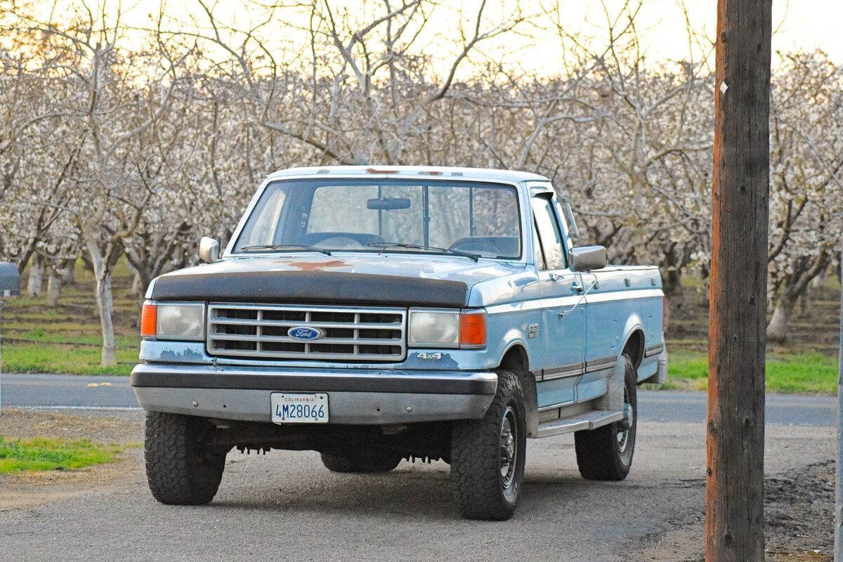 1987 Ford F-250 Manual 4x4 Lariat XLT - photo 4