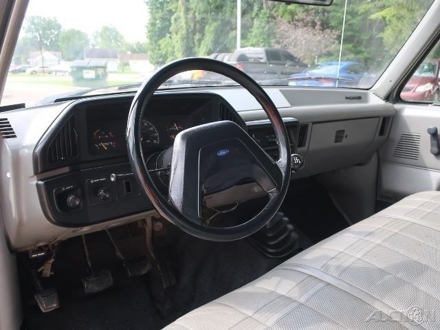 1987 Ford F-350 Ford F-350 Stake Truck Regular Cab RWD Manual 50k Miles - photo 7