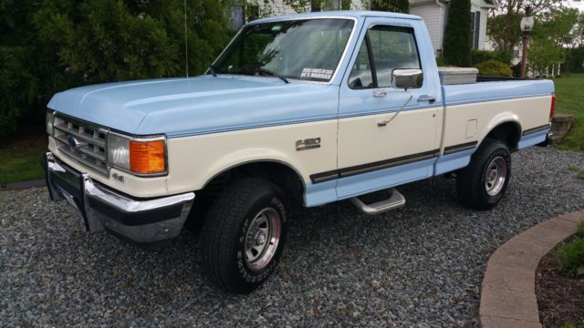 1987 Ford F150 4WD Short-Bed Classic 1987 Ford Other Pickups Lariat