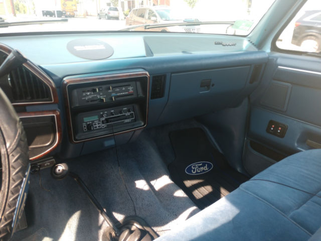 1987 Ford F-150 Lariat - photo 4