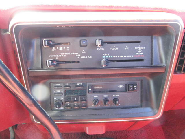 1987 Ford F-150 XLT Lariat - photo 9
