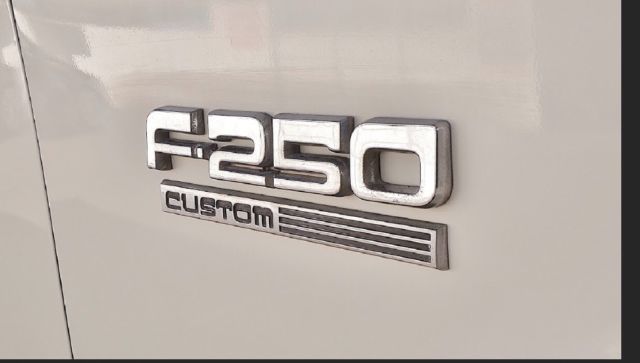 1987 Ford F-250 - photo 11