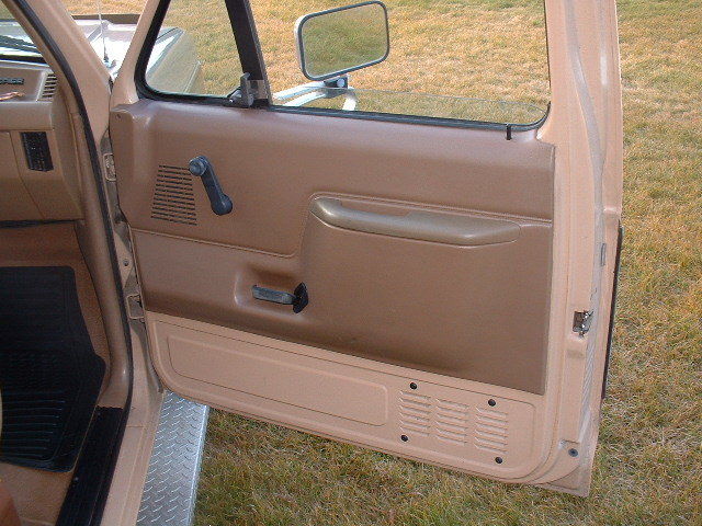 1987 Ford F-250 XL Package - photo 11