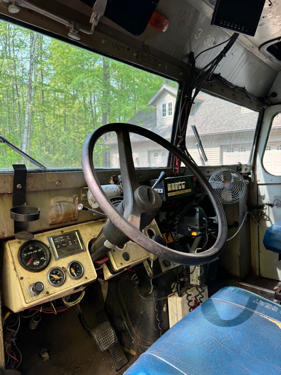 1987 Ford F600 - photo 10