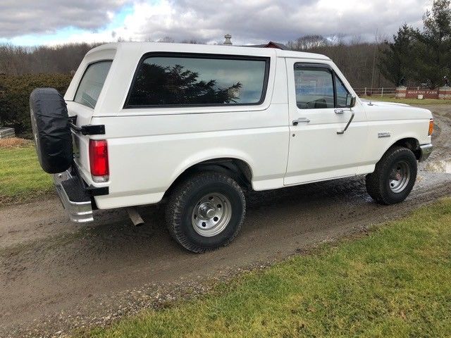 1987 Ford Bronco XLT CUSTOM - photo 4
