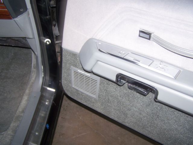 1987 Ford Crown Victoria Ltd - photo 4