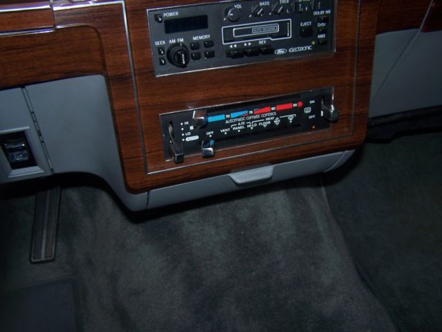 1987 Ford Crown Victoria Ltd - photo 7