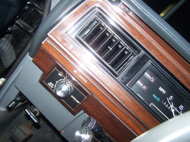1987 Ford Crown Victoria Ltd - photo 8