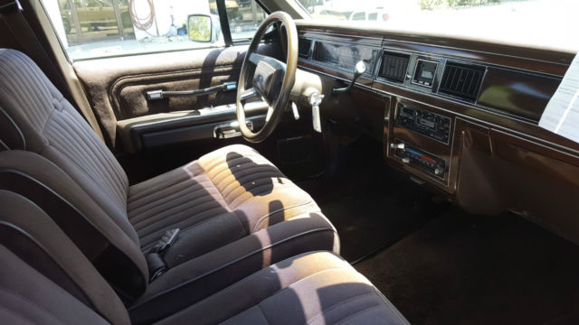 1987 Ford Crown Victoria - photo 9