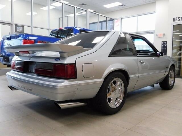 1987 Ford Mustang -- - photo 2