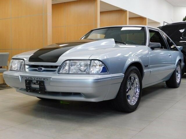 1987 Ford Mustang -- - photo 8