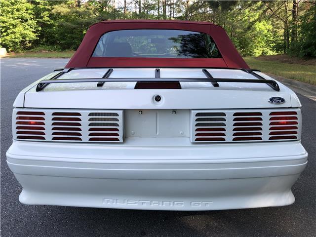1987 Ford Mustang GT - photo 6