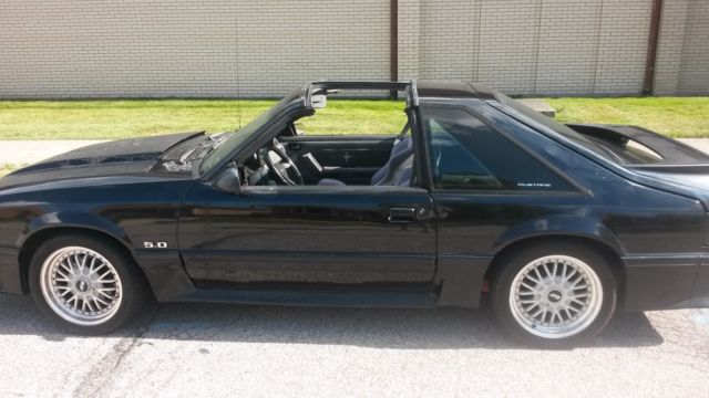 1987 Ford Mustang GT - photo 11