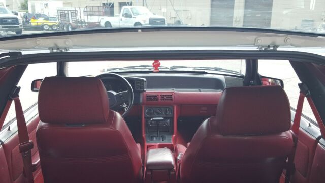 1987 Ford Mustang GT - photo 8