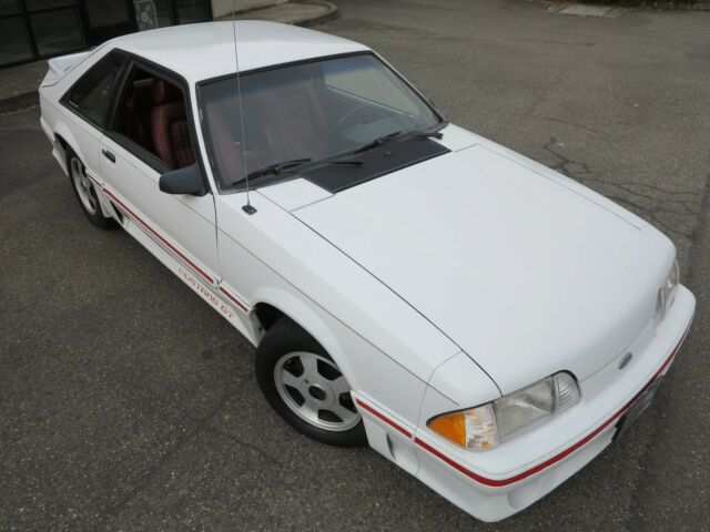1987 Ford Mustang GT hatchback - photo 3