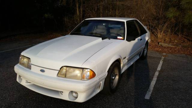 1987 Ford Mustang GT - photo 5