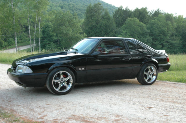 1987 Ford Mustang - photo 2
