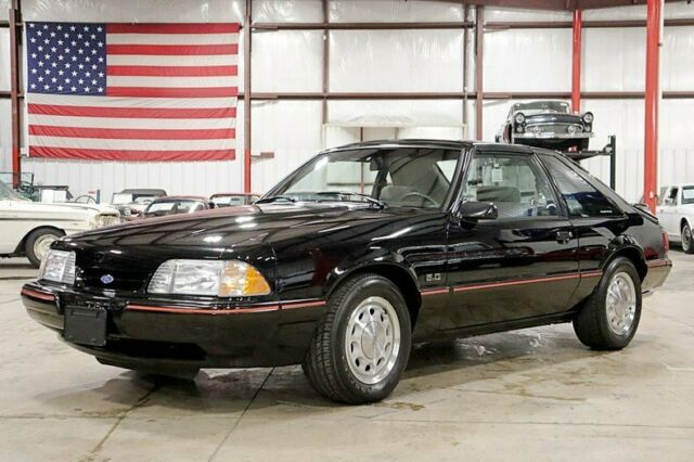 1987 Ford Mustang LX 5.0 23049 Miles Black Coupe 5.0L V8 5-Speed Manual 1987 Ford Mustang LX 5.0