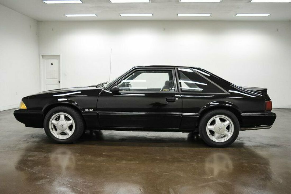 1987 Ford Mustang LX - photo 4