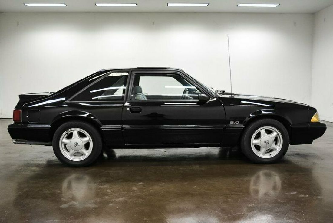 1987 Ford Mustang LX - photo 8