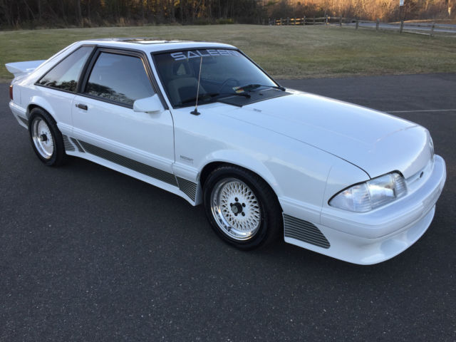 1987 Ford Mustang LX Hatchback 2-Door - photo 2