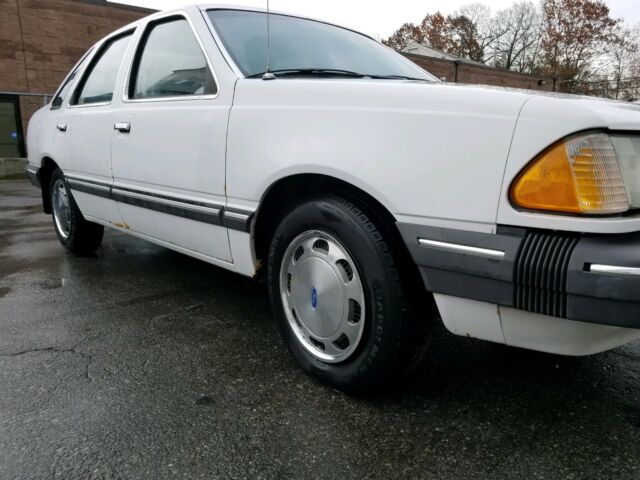 1987 Ford Tempo GL - photo 10