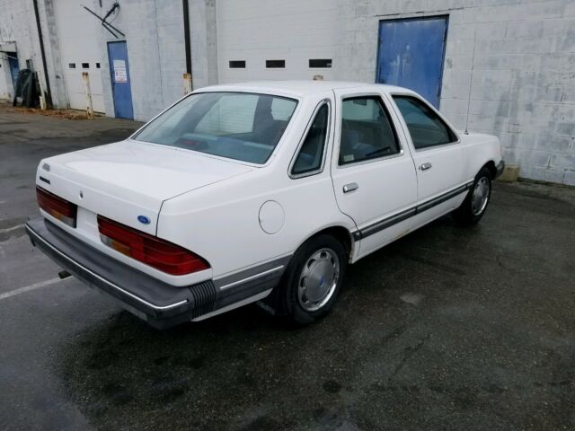 1987 Ford Tempo GL - photo 4