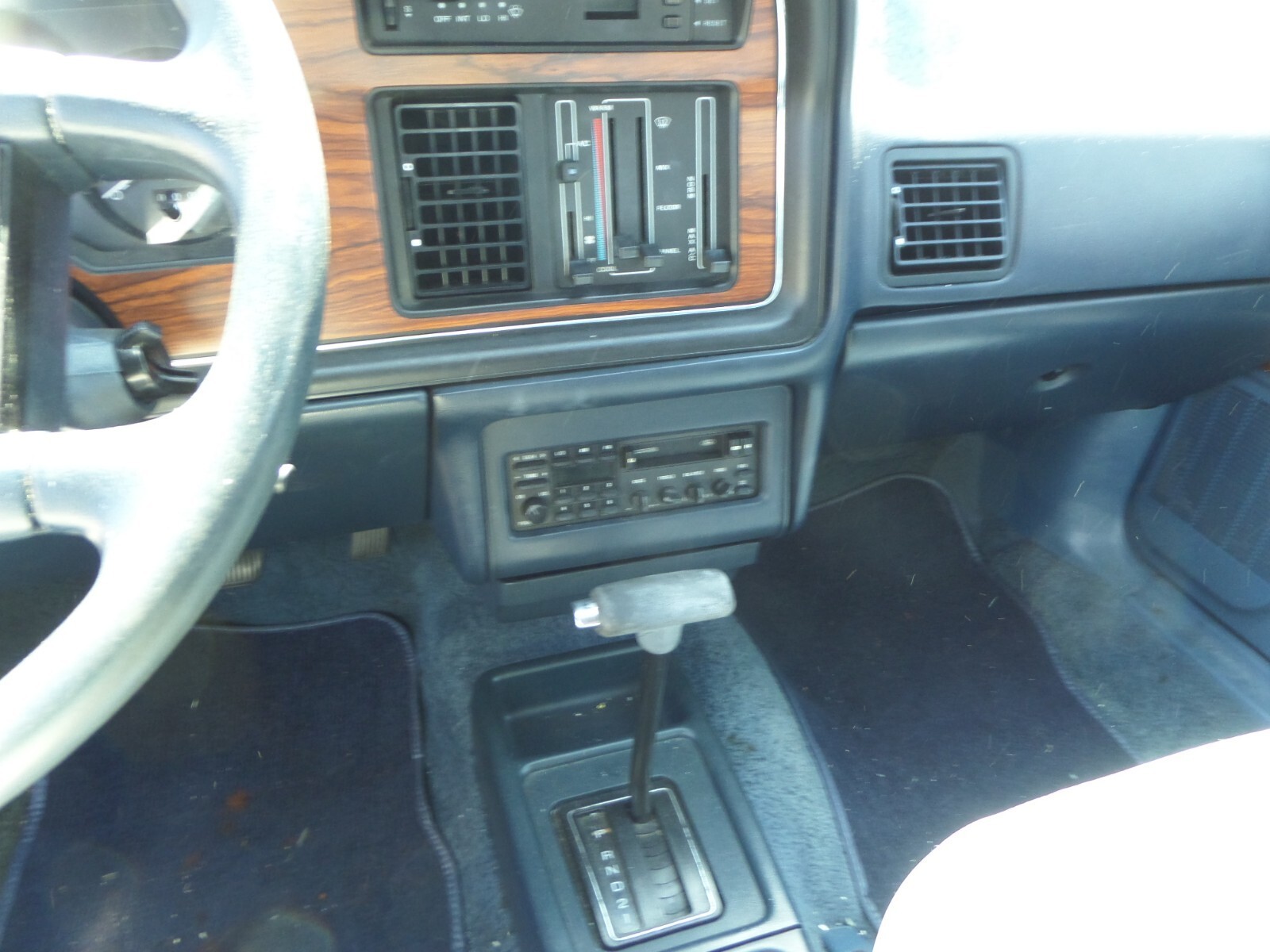 1987 Ford Tempo LX Original Owner Sedan *PROJECT READ LISTING* - photo 11