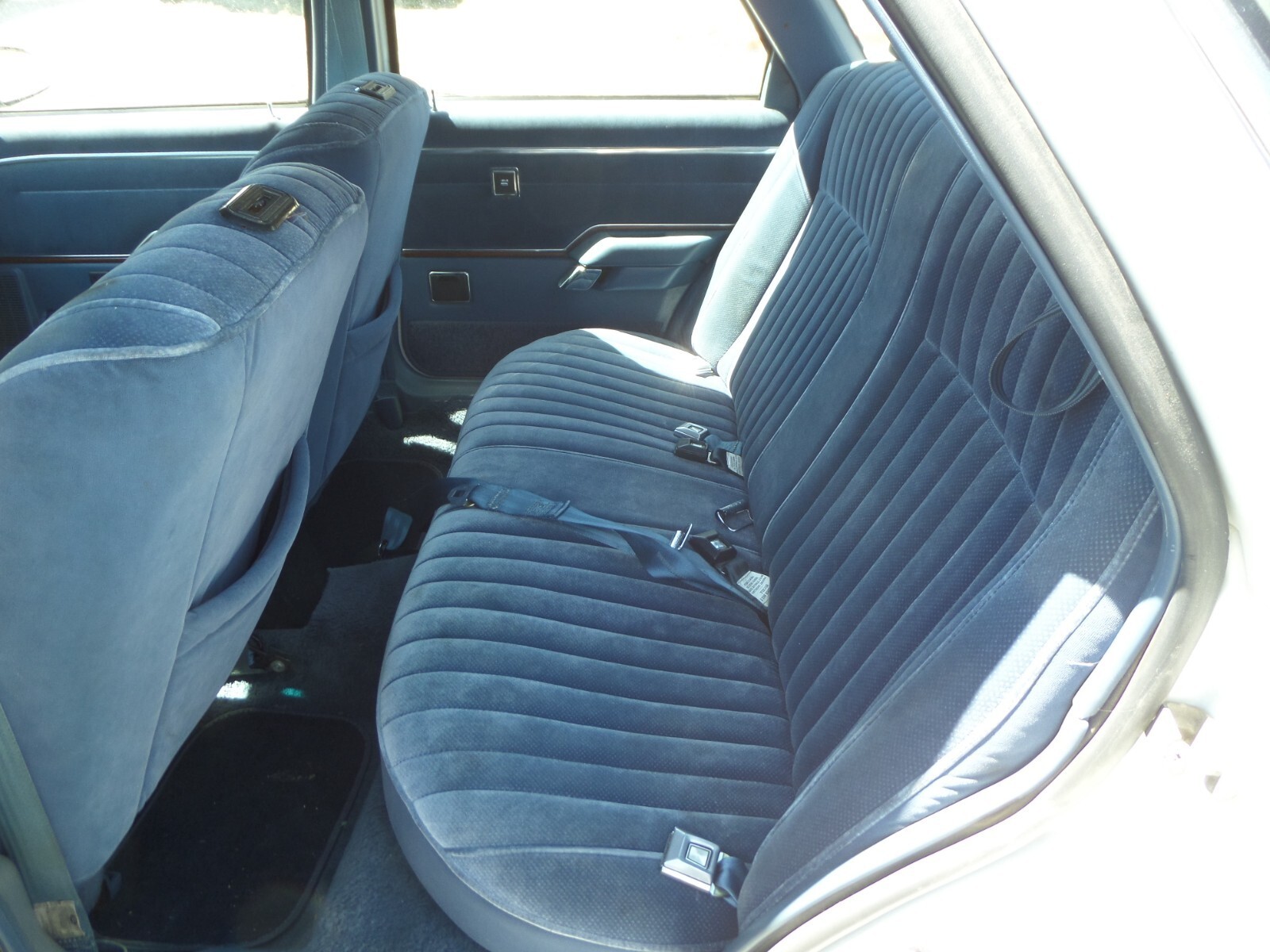 1987 Ford Tempo LX Original Owner Sedan *PROJECT READ LISTING* - photo 13