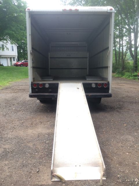 1987 Ford E-Series Van 350 - photo 4