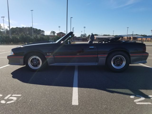 1987 Ford Mustang GT - photo 11