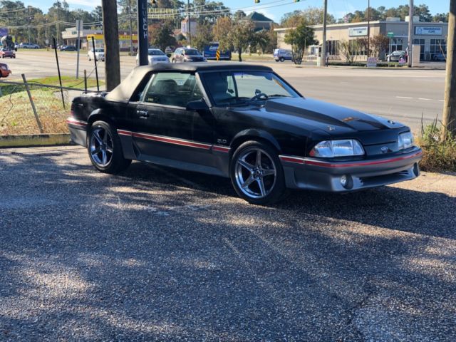 1987 Ford Mustang GT - photo 2