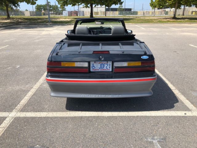 1987 Ford Mustang GT - photo 6