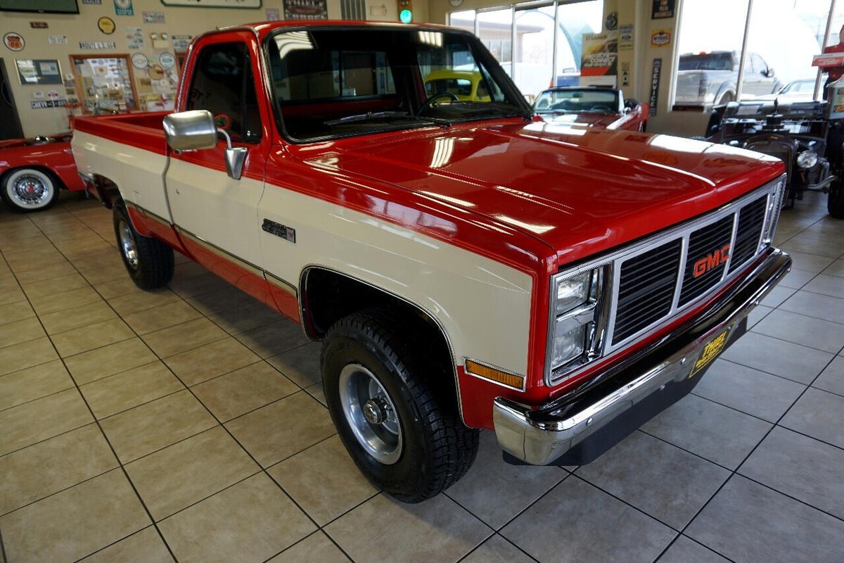 1987 GMC Sierra 1500 Reg-Cab 4X4 - photo 12