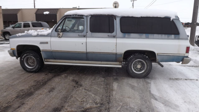 1987 GMC Suburban - photo 2