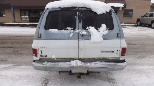 1987 GMC Suburban - photo 3
