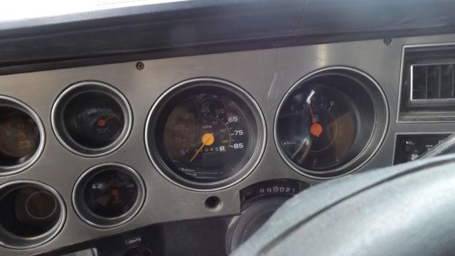1987 GMC Suburban - photo 8