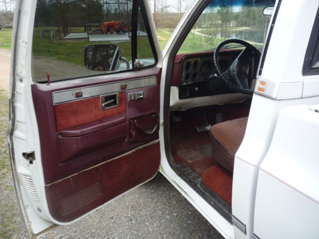 1987 GMC sierra classic Sierra Classic Chevrolet C10 Patina Shop Truck - photo 11