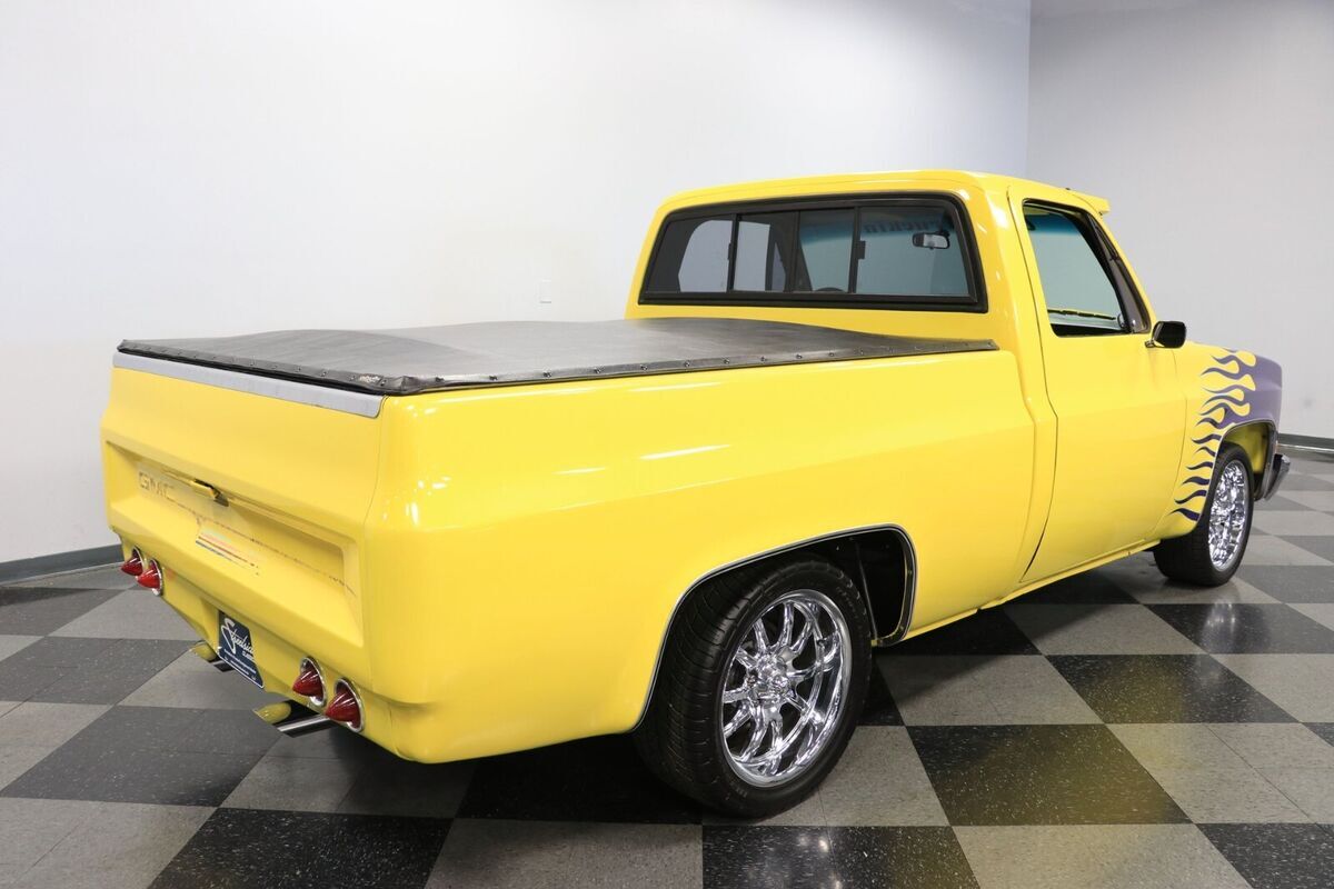 1987 GMC Sierra 1500 Flames and hand painted striping - photo 5