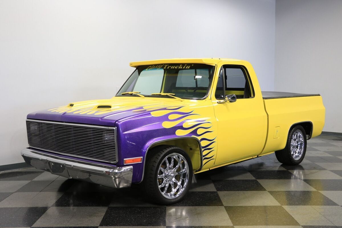 1987 GMC Sierra 1500 Flames and hand painted striping - photo 8