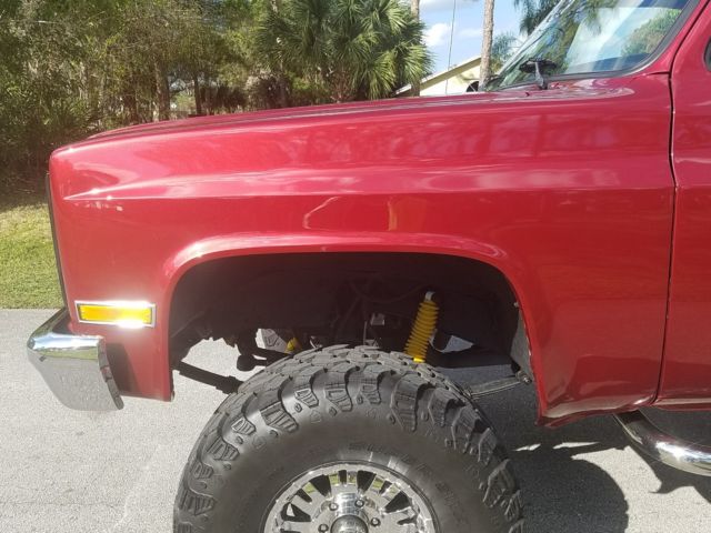 1987 GMC Suburban - photo 13