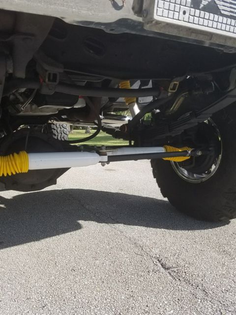 1987 GMC Suburban - photo 7