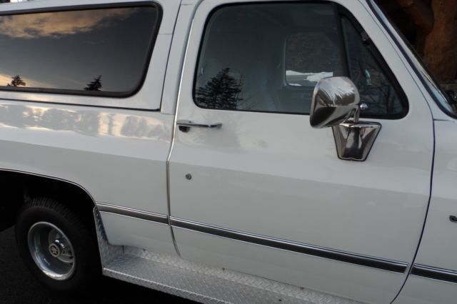 1987 GMC Jimmy One Owner 60k Mile Rust Free Survivor Fully Loaded - photo 12