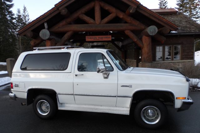 1987 GMC Jimmy One Owner 60k Mile Rust Free Survivor Fully Loaded - photo 2